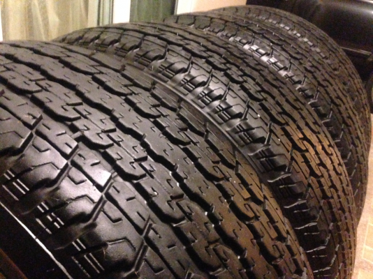 ยาง Bridgestone 245 65 17 ปี14 ดอกเต็ม ใช้กันยาว ราคาไม่แพง