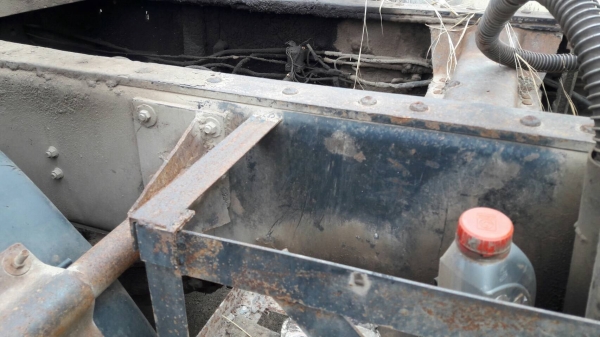 ขาย หัวคัสซี 10 ล้อ ไอ้หลง FN527M-TC0045 ติดแก๊ส NGV 10 ถัง เครื่อง 6D16 เทอร์โบ 220 แรงม้า ช่วงล่างดี คัสซีสวยตลอดเส้น ทะเบียนครบพร้อมโอน