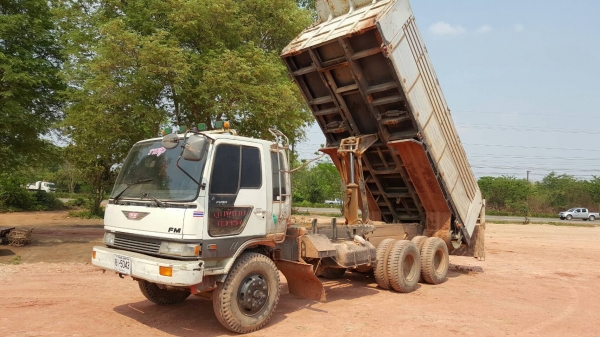 ขาย 10 ล้อดั้ม HINO FM3H เครื่องเดิม HO7D 195 แรงม้า เกียร์เดิม คัสซีสวย สโลว์กลาง แอร์เย็นฉ่ำ ยางเต็ม ทะเบียนเต็มพร้อมโอน ขาย 10 ล้อดั้ม HINO FM3H เครื่องเดิม HO7D 195 แรงม้า เกียร์เดิม คัสซีสวย สโลว์กลาง แอร์เย็นฉ่ำ ยางเต็ม ทะเบียนเต็มพร้อมโอน