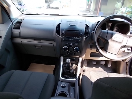 CHEVROLET COLORADO 2.5 LT 4WD สีดำ แม็ก16 ชุดยก ท่อเม้ง เครื่องเดิมๆ CHEVROLET COLORADO 2.5 LT 4WD สีดำ แม็ก16 ชุดยก ท่อเม้ง เครื่องเดิมๆ