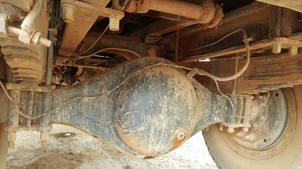 ขาย 6 ล้อดั้ม หัวยาว เครื่อง 6BD1 165 แรงม้า เฟืองท้ายใหญ่ FUSO  มีสโลว์กลาง พวงมาลัยพาวเวอร์ ทะเบียนพร้อมโอน