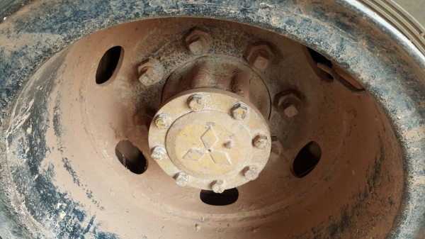 ขาย 6 ล้อดั้ม หัวยาว เครื่อง 6BD1 165 แรงม้า เฟืองท้ายใหญ่ FUSO  มีสโลว์กลาง พวงมาลัยพาวเวอร์ ทะเบียนพร้อมโอน