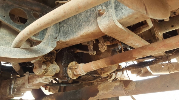 ขาย 6 ล้อดั้ม หัวยาว เครื่อง 6BD1 165 แรงม้า เฟืองท้ายใหญ่ FUSO  มีสโลว์กลาง พวงมาลัยพาวเวอร์ ทะเบียนพร้อมโอน