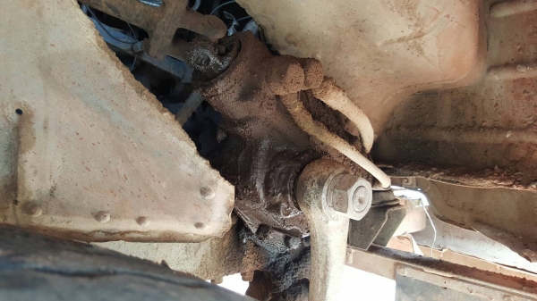 ขาย 6 ล้อดั้ม หัวยาว เครื่อง 6BD1 165 แรงม้า เฟืองท้ายใหญ่ FUSO  มีสโลว์กลาง พวงมาลัยพาวเวอร์ ทะเบียนพร้อมโอน