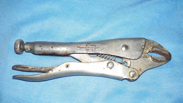 ขายคีมล็อค VISE GRIP 5wrรุ่นตีสองแถวงานเก่าๆ MADE IN USA.