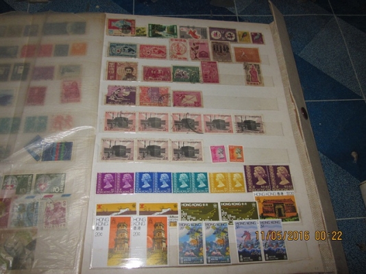 อัลบั้มแสตมป์ต่างประเทศยกเล่มครับ