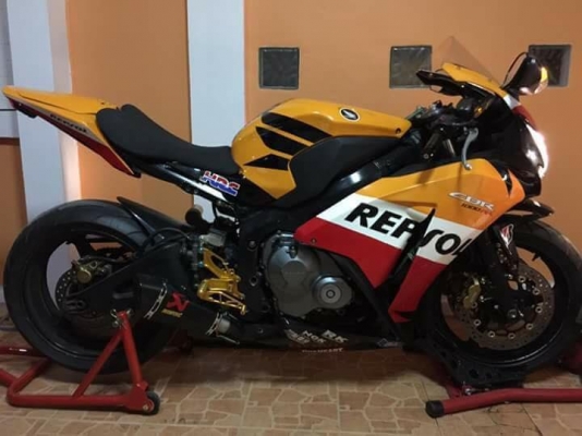CBR600RR CBR600RR