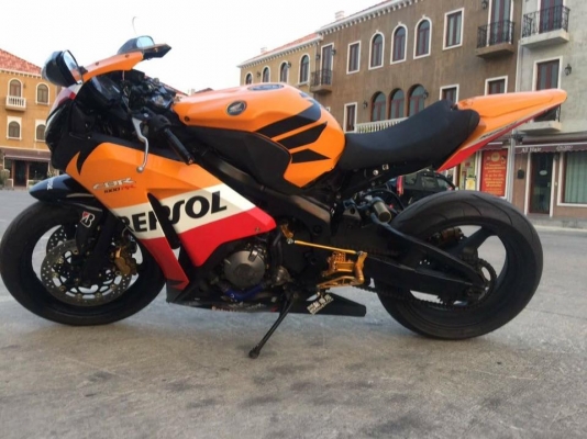 CBR600RR CBR600RR