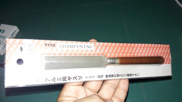 ขายตะไบขนนกญี่ปุ่นตราโอ่งTSUBOSAN Made in Japan. ขายตะไบขนนกญี่ปุ่นตราโอ่งTSUBOSAN Made in Japan.