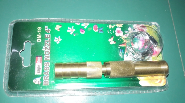 ขายหัวฉีดรดน้ำทองเหลืองมี2แบบ