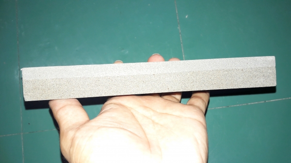 ขายหินลับมีดตรารวงข้าวงานเก่าก้อนสีเทา MADE IN GERMANY. ขายหินลับมีดตรารวงข้าวงานเก่าก้อนสีเทา MADE IN GERMANY.