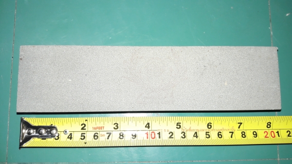 ขายหินลับมีดตรารวงข้าวงานเก่าก้อนสีเทา MADE IN GERMANY.