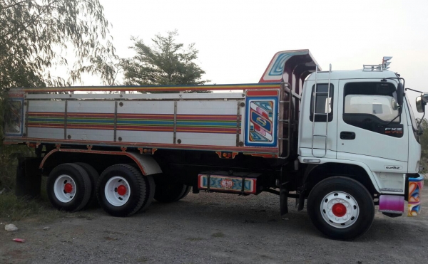 ขายแล้วครับ สิบล้อ อีซูซุ DEGA 270ยูโร2ปี46ดั้มมีเนียม สภาพดีสวยบางเดิมพร้อมใช้งาน ทะเบียนพร้อมโอน