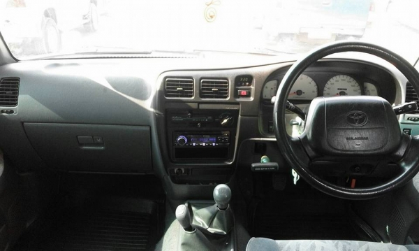 !!!!! รถบ้านแท้ 100\% TOYOTA SPORT RIDER 3.0 CC 4 WD ปี 42 เกียรธรรมดา เดิมๆ บางๆ