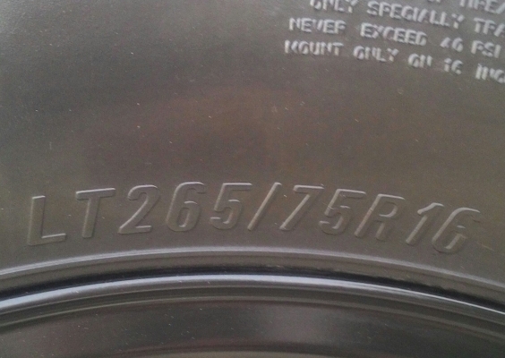 ขายล้อ TE 37 X พร้อมยาง Mud 265/75/16 ขายล้อ TE 37 X พร้อมยาง Mud 265/75/16