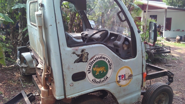 ขายหัวNKR หัวห้างหัวสูงอุปกรณ์ติดตั้งครบหัวไม่ผุมีจิ้มหน้านิดๆ