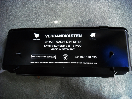กล่องFirst Aid Kit BMW E46 Series 3 Made in Germany