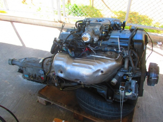 ขายเครื่องยนต์พร้อมเกียร 2j vvti 3000 cc ขายเครื่องยนต์พร้อมเกียร 2j vvti 3000 cc