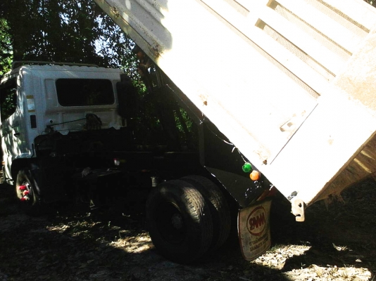 รถฮีโน่ 6 ล้อดั้ม FC9J 150 แรงม้า. ปี 55.  ( รถวิ่ง 14x,xxx กม. )      สนใจติดต่อ  081 - 6079515