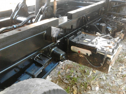 รถฮีโน่ 6 ล้อดั้ม FC9J 150 แรงม้า. ปี 55.  ( รถวิ่ง 14x,xxx กม. )      สนใจติดต่อ  081 - 6079515