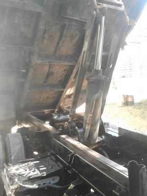 รถฮีโน่ 6 ล้อดั้ม FC9J 150 แรงม้า. ปี 55.  ( รถวิ่ง 14x,xxx กม. )      สนใจติดต่อ  081 - 6079515