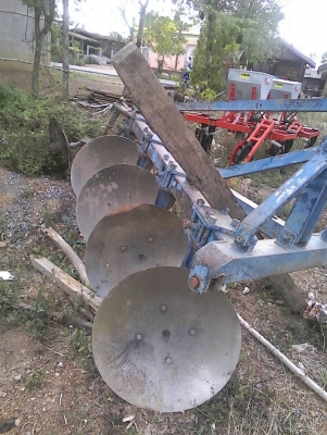 ผานสี่CMTรถไถฟอร์ด