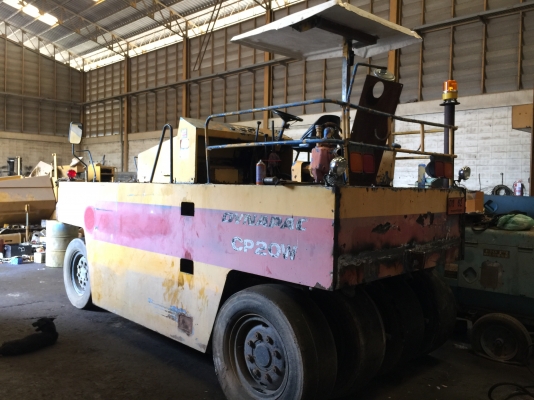 ขายด่วนรถบดล้อยาง7ล้อ DYNAPAC CP20W ตรวจเช็คพร้อมใช้ทำสี เล่มทะเบียน