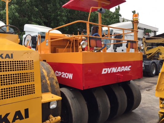 ขายด่วนรถบดล้อยาง7ล้อ DYNAPAC CP20W ตรวจเช็คพร้อมใช้ทำสี เล่มทะเบียน