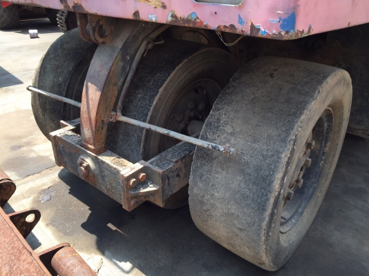 ขายด่วนรถบดล้อยาง7ล้อ DYNAPAC CP20W ตรวจเช็คพร้อมใช้ทำสี เล่มทะเบียน