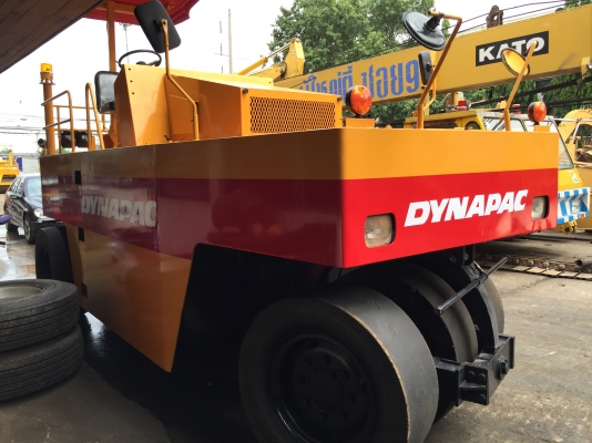 ขายด่วนรถบดล้อยาง7ล้อ DYNAPAC CP20W ตรวจเช็คพร้อมใช้ทำสี เล่มทะเบียน