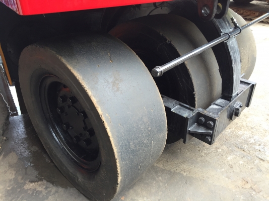 ขายด่วนรถบดล้อยาง7ล้อ DYNAPAC CP20W ตรวจเช็คพร้อมใช้ทำสี เล่มทะเบียน