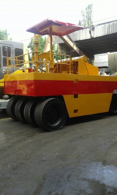 ขายด่วนรถบดล้อยาง7ล้อ DYNAPAC CP20W ตรวจเช็คพร้อมใช้ทำสี เล่มทะเบียน