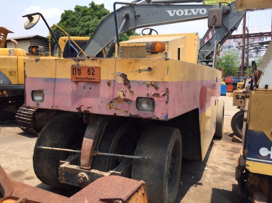 ขายด่วนรถบดล้อยาง7ล้อ DYNAPAC CP20W ตรวจเช็คพร้อมใช้ทำสี เล่มทะเบียน