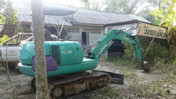 รถแมคโค KOMATSU R PC 30
