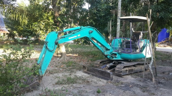 รถแมคโค KOMATSU R PC 30