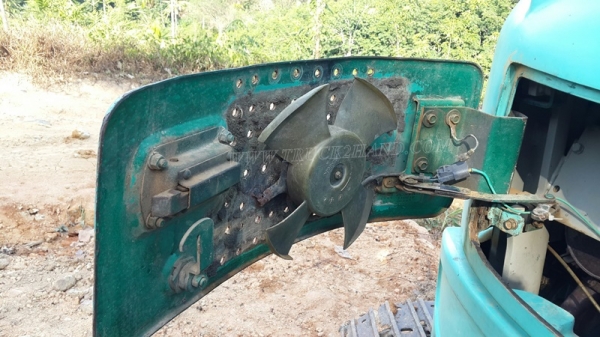 รถแมคโค