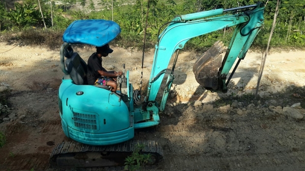 รถแมคโค