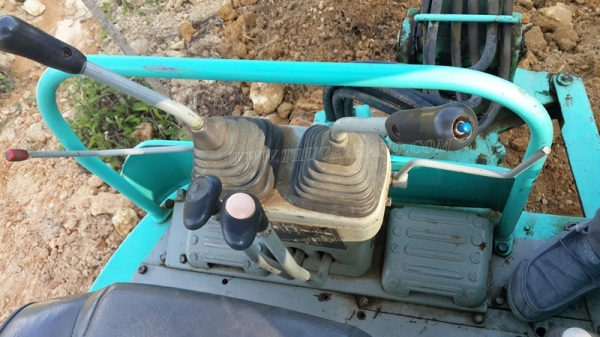 รถแมคโค