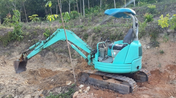 รถแมคโค