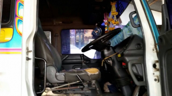 ขายรถพ่วง 22ล้อ  isuzu  แม็คโหลด  320  ปี51ราคา 1,950,000 บาท