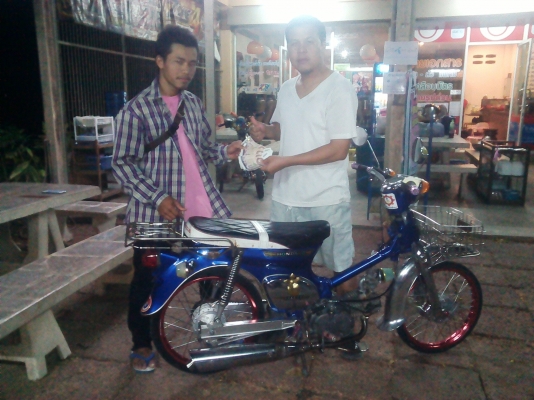 ปรับราคาขายใหม่ C70 เครื่องเวฟ110 ครัชมือ ฝาเครื่องยิงทรายอะไหล่เเต่งตามรูป รถพร้อมใช้งาน (ไม่ ท.บ./มีใบซื้อขายออกให้) ค่าตัว 7900 บ. ปรับราคาขายใหม่ C70 เครื่องเวฟ110 ครัชมือ ฝาเครื่องยิงทรายอะไหล่เเต่งตามรูป รถพร้อมใช้งาน (ไม่ ท.บ./มีใบซื้อขายออกให้) ค่าตัว 7900 บ.