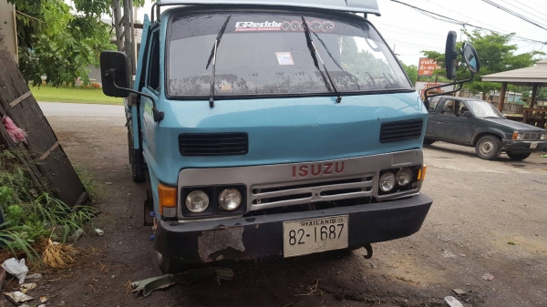 6ล้ออีซุKS22เครือง4BD1  115แรงผาดำ เครืองดีคัชซีสวยเอกสารพร้อมโอน