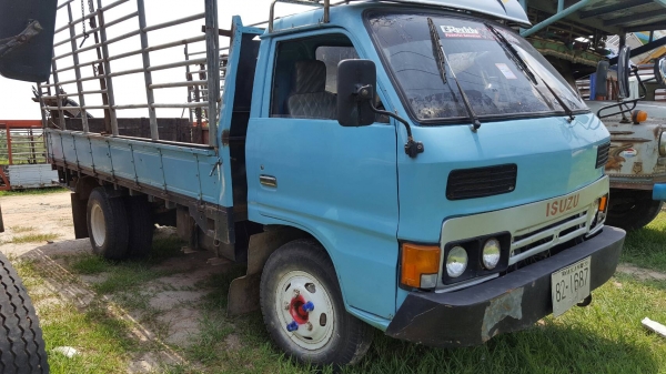 6ล้ออีซุKS22เครือง4BD1  115แรงผาดำ เครืองดีคัชซีสวยเอกสารพร้อมโอน