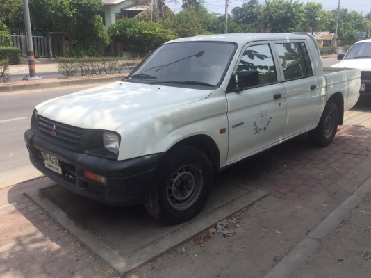 MITSU 4 ประตู มือเดียว ดีเซล 2500 เดิมๆ MITSU 4 ประตู มือเดียว ดีเซล 2500 เดิมๆ