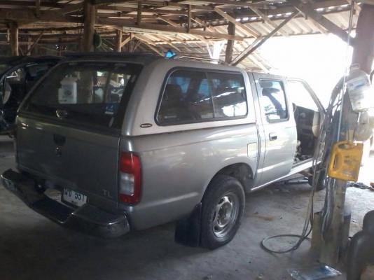 ขายซาก NISSAN FRONTIER 3.0 ZDI 4 ประตู สอบถามได้คับ