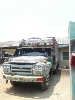 10ล้อหัวยาวอีซุแครื่อง6BF1  185แรงเพาเวอรเครื่องดีคัชซีสวยเล่มทะเบียนครบ