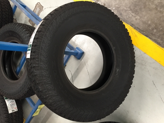 ยางใหม่ปี 15 กลางปี KUMHO รุ่น ROAD VENTURE AT51 ยางใหม่ปี 15 กลางปี KUMHO รุ่น ROAD VENTURE AT51