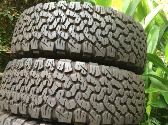 มือ2 BF Goodrich All-Terrain KO2 ขนาด 265 75 r16 กริ๊บๆ