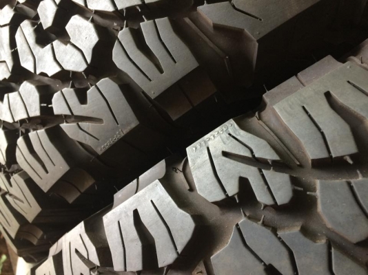 มือ2 BF Goodrich All-Terrain KO2 ขนาด 265 75 r16 กริ๊บๆ