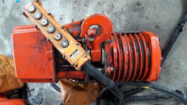 รอกไฟฟ้า 380v.